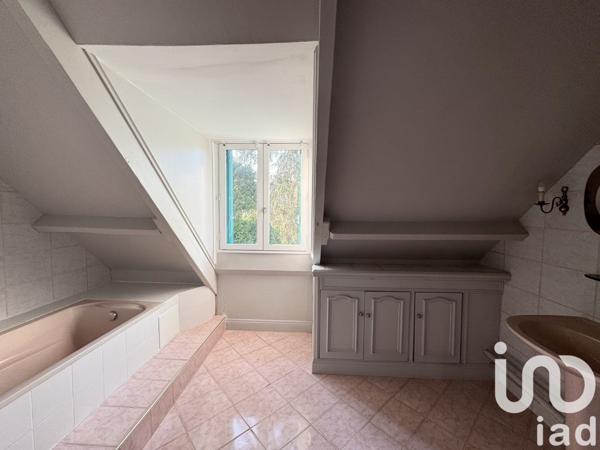 Maison 9 pièces de 195 m² à Boissise-le-Roi (77310)