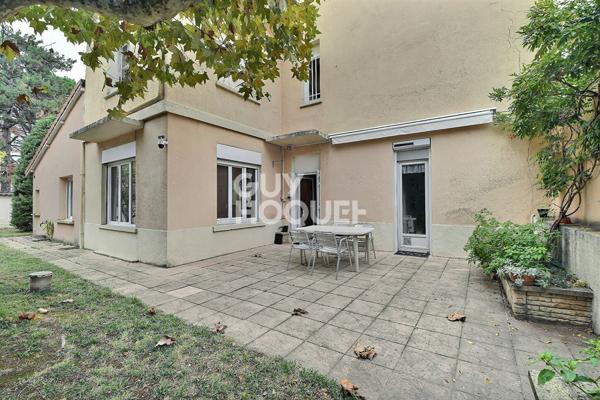 Montchat - Élégante maison familiale de charme avec jardin, Lyon 3ème (69003)