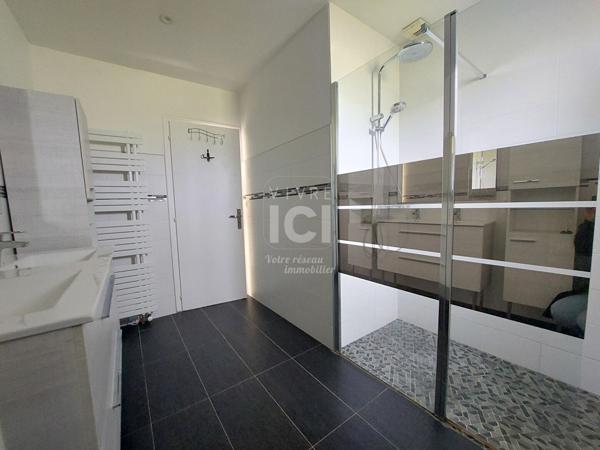 PONT SAINT MARTIN - Maison - 4 pièces - 115m²