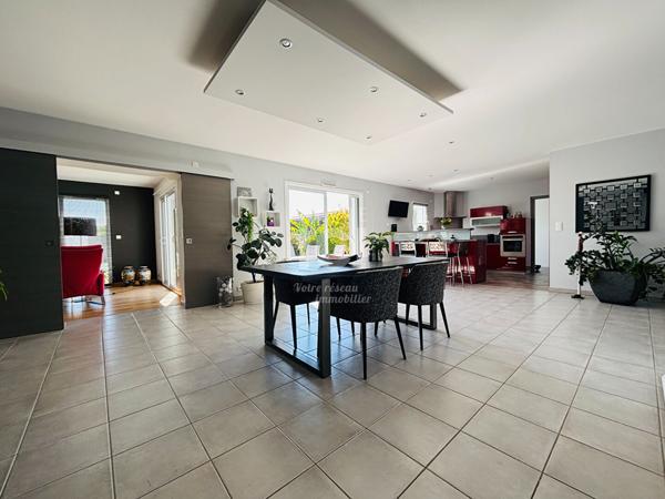 PONT SAINT MARTIN - Maison - 4 pièces - 115m²
