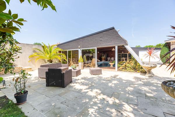 PONT SAINT MARTIN - Maison - 4 pièces - 115m²