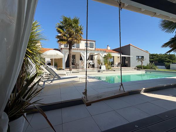 PONT SAINT MARTIN - Maison - 4 pièces - 115m²