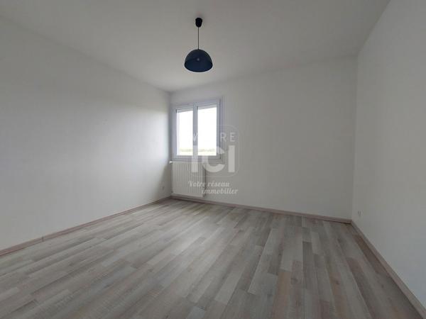 PONT SAINT MARTIN - Maison - 4 pièces - 115m²