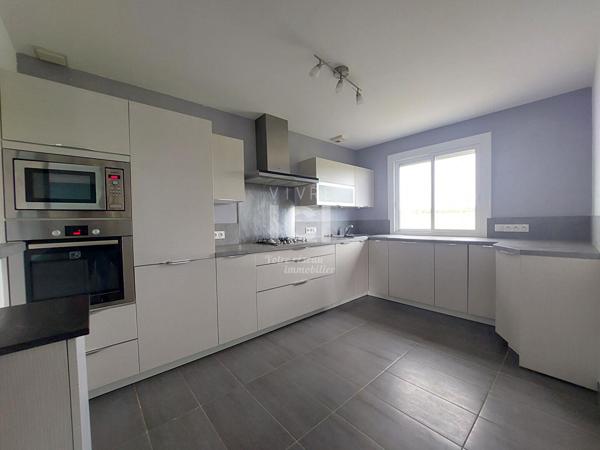 PONT SAINT MARTIN - Maison - 4 pièces - 115m²