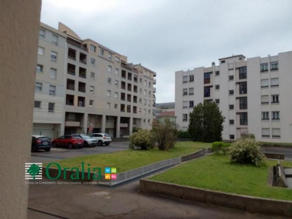 Parking · Location Lyon (69003)
