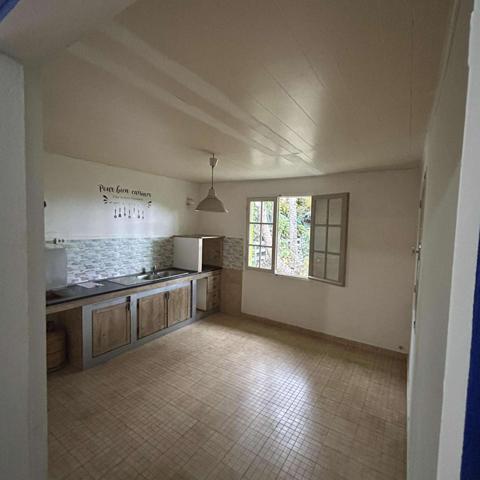 Maison Familiale sur un grand terrain