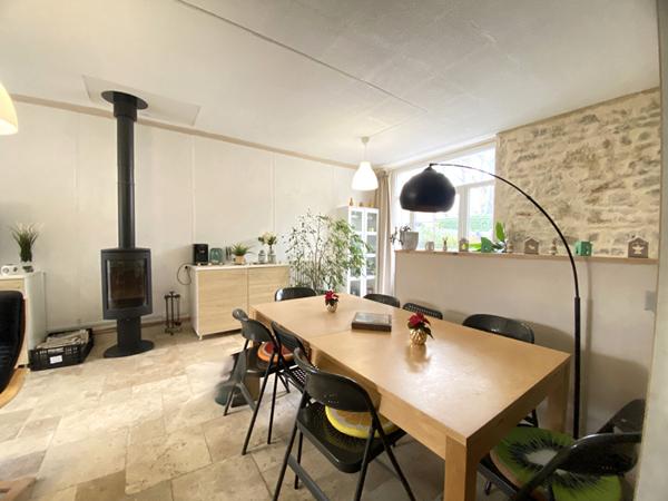 Maison - 8 pièces - 206 m²