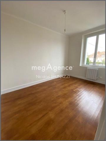 Maison à VIMOUTIERS, 61120 - 6 pièces 112m²