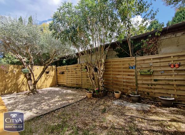 Appartement à vendre 4 pièces 75.01m² Nîmes (30900)