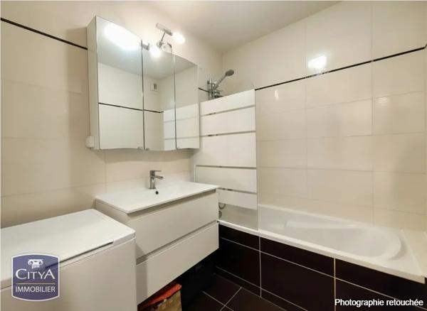 Appartement à vendre 4 pièces 75.01m² Nîmes (30900)
