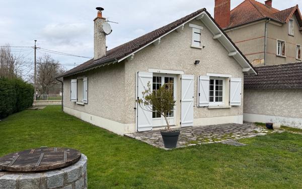 Maison à louer    3 pièces •  Saint-Hilaire-de-Court