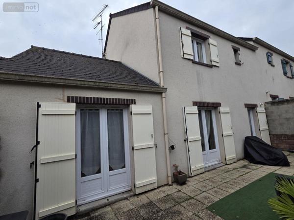 Maison à vendre à Château-Gontier-sur-Mayenne en Mayenne (53200), ref : 53073-1717