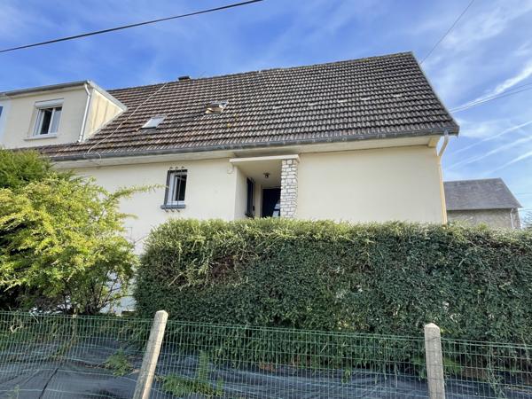 Maison
         7 pièces
        - 125 m² Exclusivité 215 000 € *