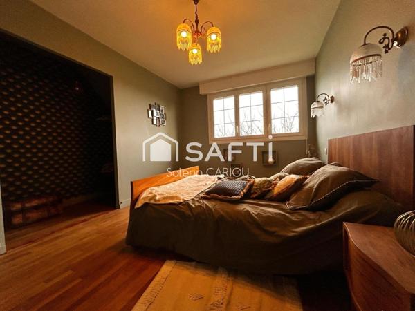 Propriété lumineuse et décoration soignée et chaleureuse