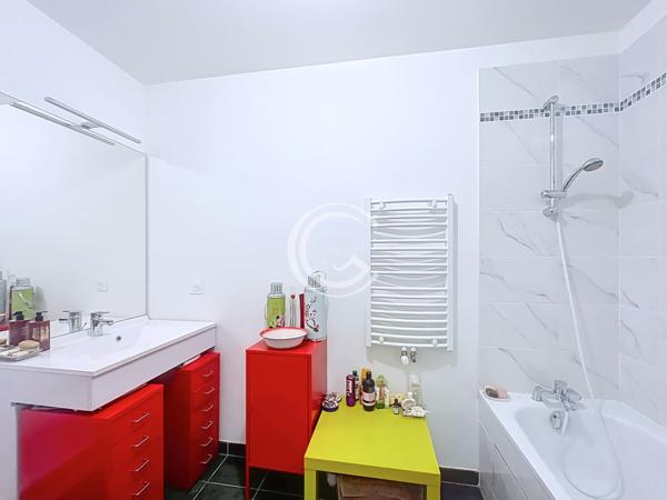 Aubervilliers (93300) APPARTEMENT FAMILIAL CONFORTABLE