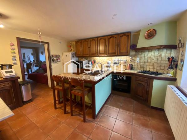 Havre de Paix Familial à Mont-Saint-Martin ! 4 CHAMBRES  GARAGES JARDIN