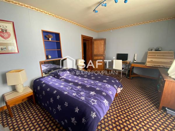 Havre de Paix Familial à Mont-Saint-Martin ! 4 CHAMBRES  GARAGES JARDIN