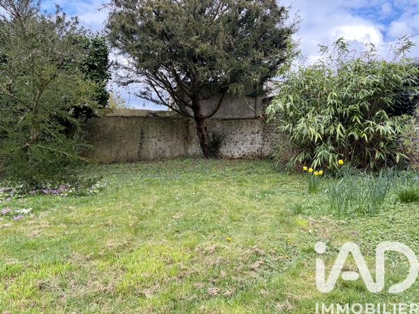 Maison à vendre 9 pièces 311 m² La Loupe