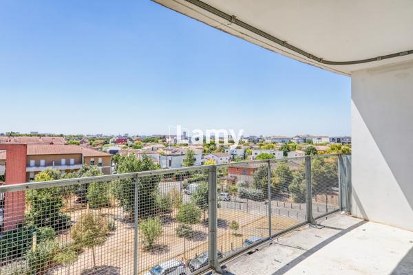 Appartement t4 + 2 parkings sous sol
