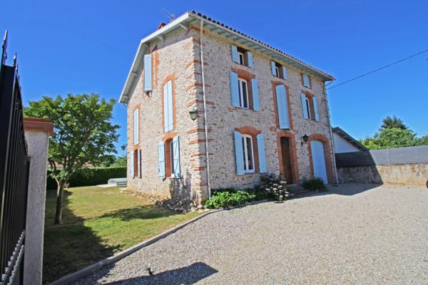 Maison à vendre à La Tour-du-Crieu (09100) - Ariège
