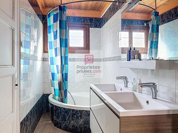 Maison Albertville 9 pièces 227 m2