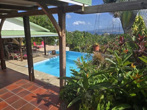 EXCLUSIVITÉ - ENSEMBLE IMMOBILIER D'EXCEPTION - LA WALLON, TROIS-ÎLETS