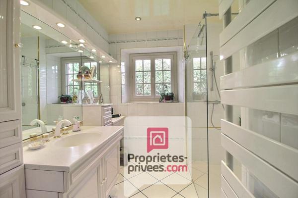 À VENDRE ? VILLEMANDEUR (45700)  Maison de caractère type longère +200 m² habitables, Dépendances, Parc arboré de +5 000 m²