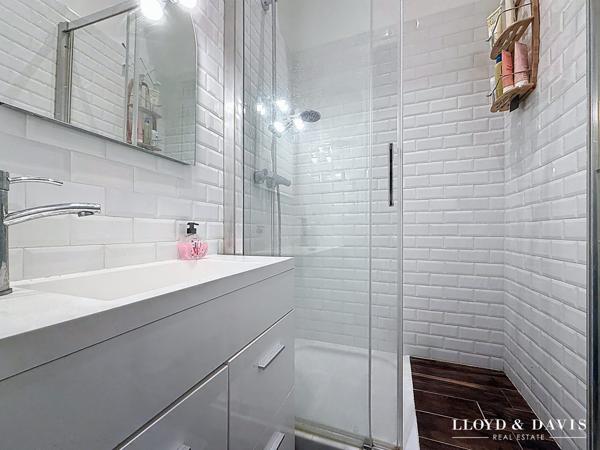 Maison de ville 185 m² + sous-sol au coeur de Royan