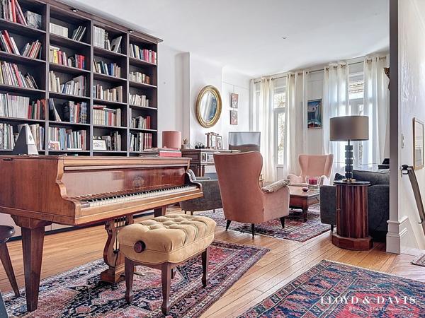 Maison de ville 185 m² + sous-sol au coeur de Royan