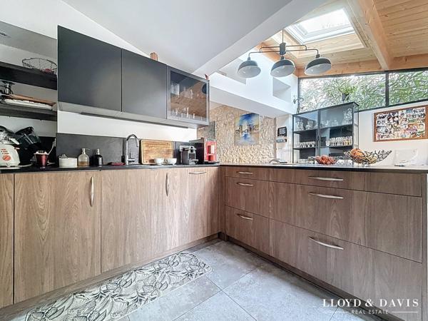 Maison de ville 185 m² + sous-sol au coeur de Royan