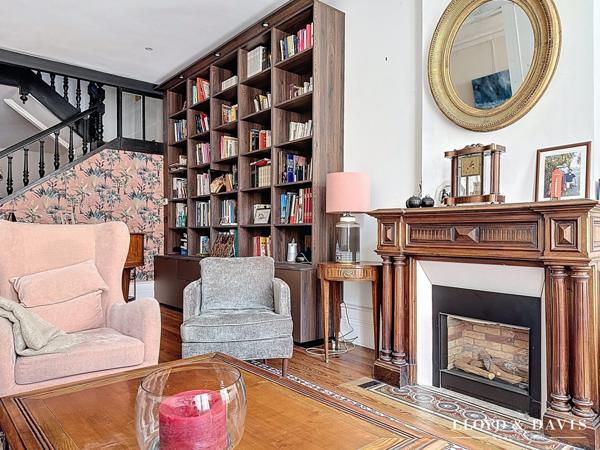 Maison de ville 185 m² + sous-sol au coeur de Royan