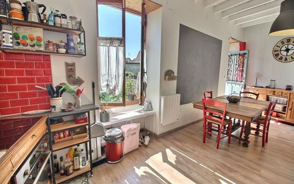 Maison à vendre    4 pièces •  Morestel