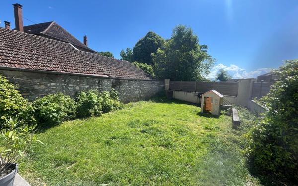 Maison à vendre    4 pièces •  Morestel