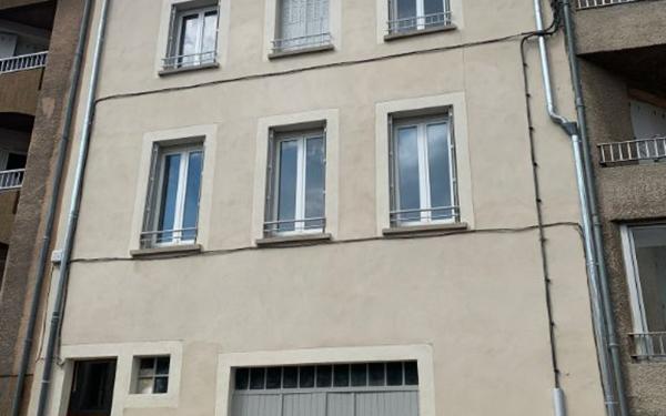 Maison à vendre    1 pièce • 176 m2 Tournon-sur-Rhône