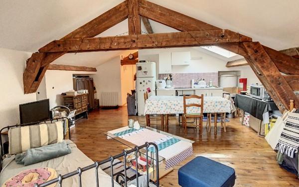 Maison à vendre    1 pièce • 176 m2 Tournon-sur-Rhône