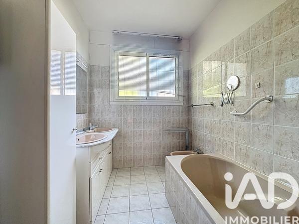 Maison à vendre 5 pièces 111 m² Carnoux-en-Provence