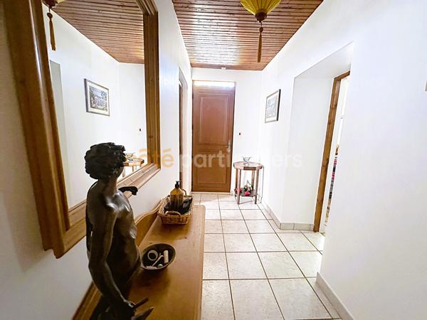 Vente
                Maison110 m² - 5 Pièces -
                    FLEURE (86340)