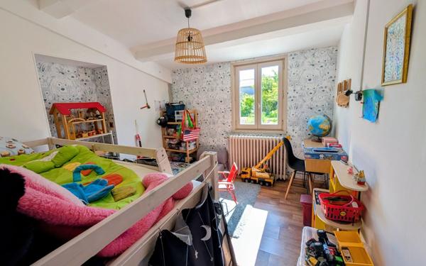 Maison à vendre    4 pièces •  Rochefort