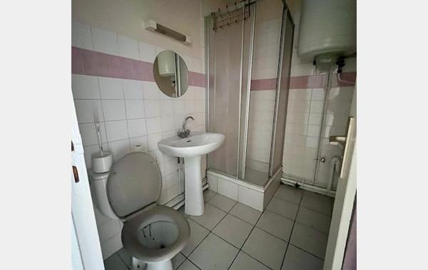 Vente Studio à rafraîchir Troyes   