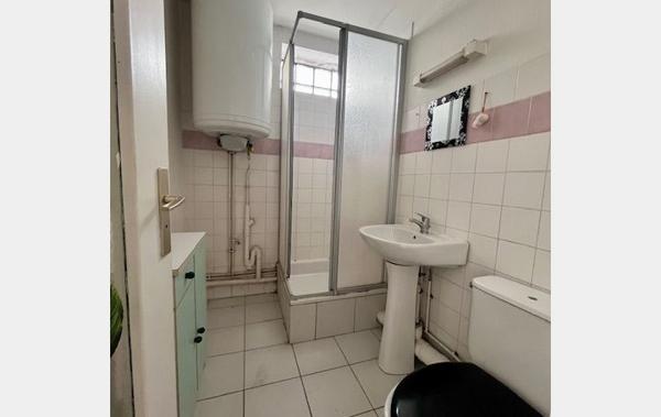 Vente Studio à rafraîchir Troyes   