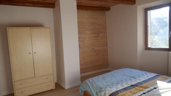 FAVERGES. MAISON DE VILLAGE AU CALME D'UN HAMEAU