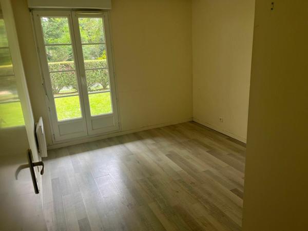 Appartement à vendre    4 pièces • 77,50 m2 Corbeil-Essonnes