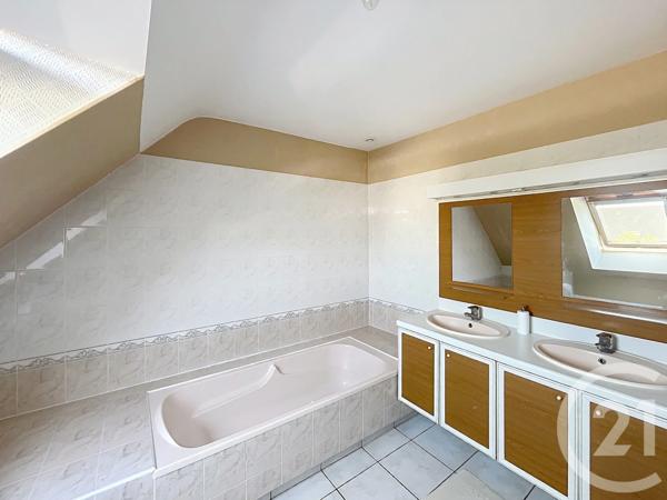 Maison à vendre  5 pièces - 127 m 2   PLOEMEUR  - 56
