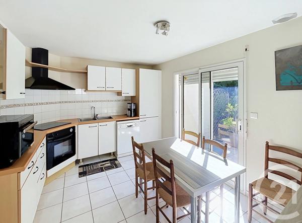 Maison à vendre  5 pièces - 127 m 2   PLOEMEUR  - 56