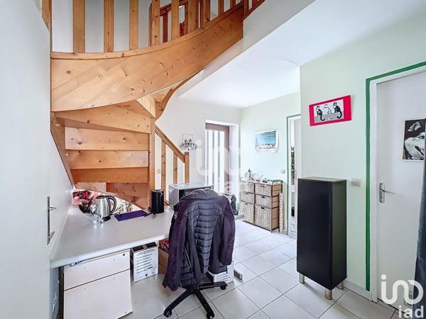 Droit au bail à vendre 70 m² Mandres-les-Roses