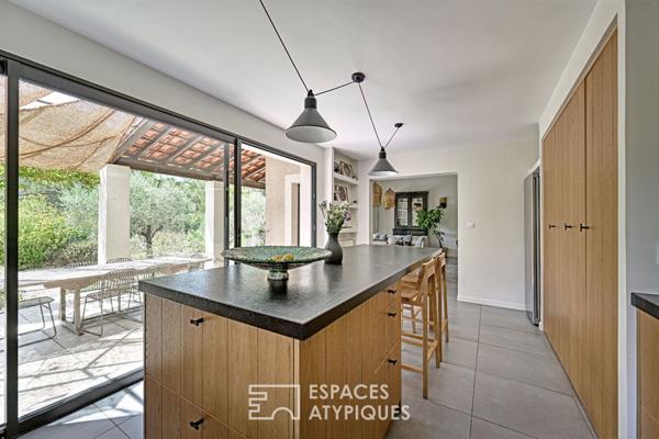 Villa de charme avec oliveraie et appartement indépendant aux Collines Ouest