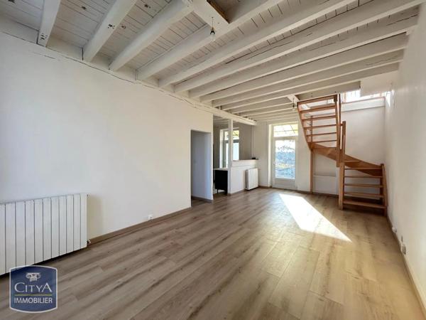 Appartement à louer 4 pièces 97.16m²