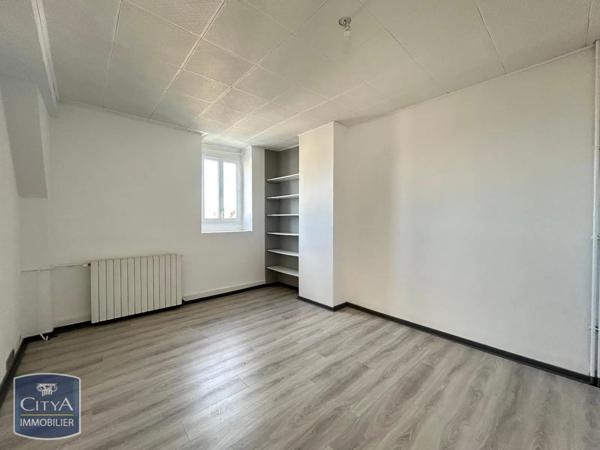 Appartement à louer 4 pièces 97.16m²