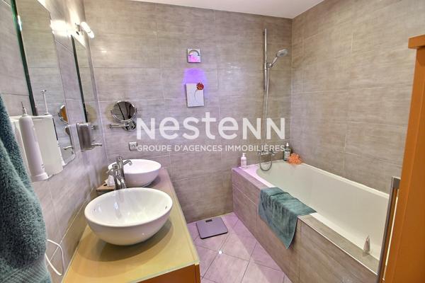 MAISON VENISSIEUX#5 pièces#limite lyon8#LYON7# PLAIN-PIED# 126m2 # TRANSPORTS# GARAGES# RANGEMENTS # CAVE