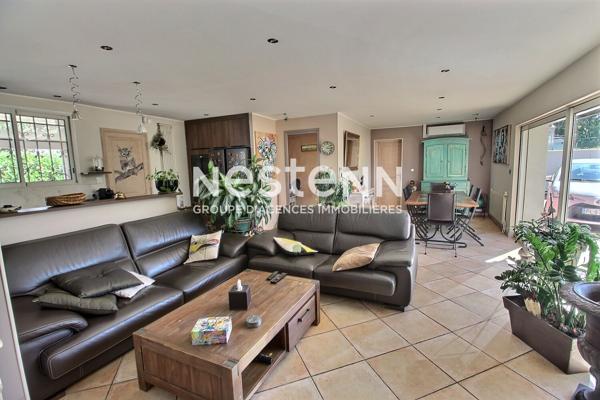 MAISON VENISSIEUX#5 pièces#limite lyon8#LYON7# PLAIN-PIED# 126m2 # TRANSPORTS# GARAGES# RANGEMENTS # CAVE
